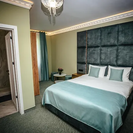 Fit Ii מלון קלוז'-נאפוקה