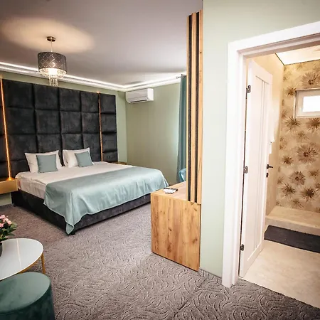 Fit Ii מלון קלוז'-נאפוקה